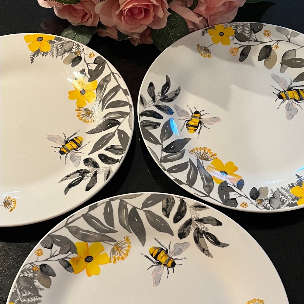 (3) Dinner Plate "Spring Bee"  by Royal Norfolk